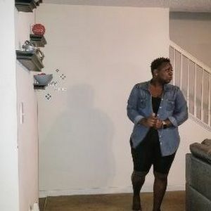 Meet your Posher, Farrah